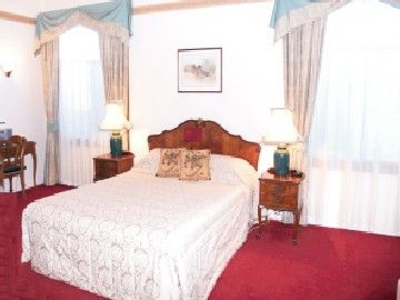 The County Hotel 5*